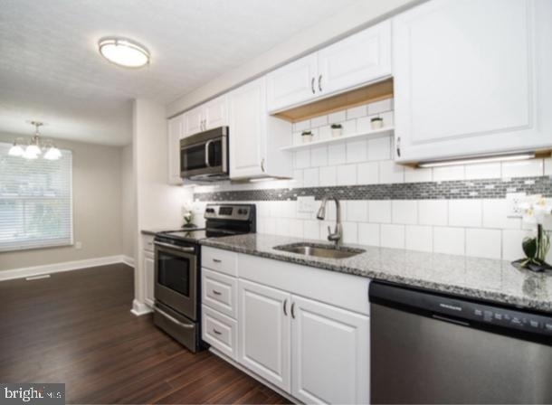 637 Whittier Parkway - Photo 0