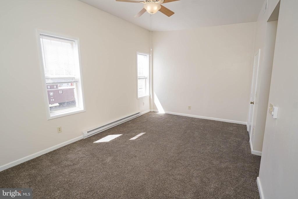 18 N Pennsylvania Avenue - Photo 21