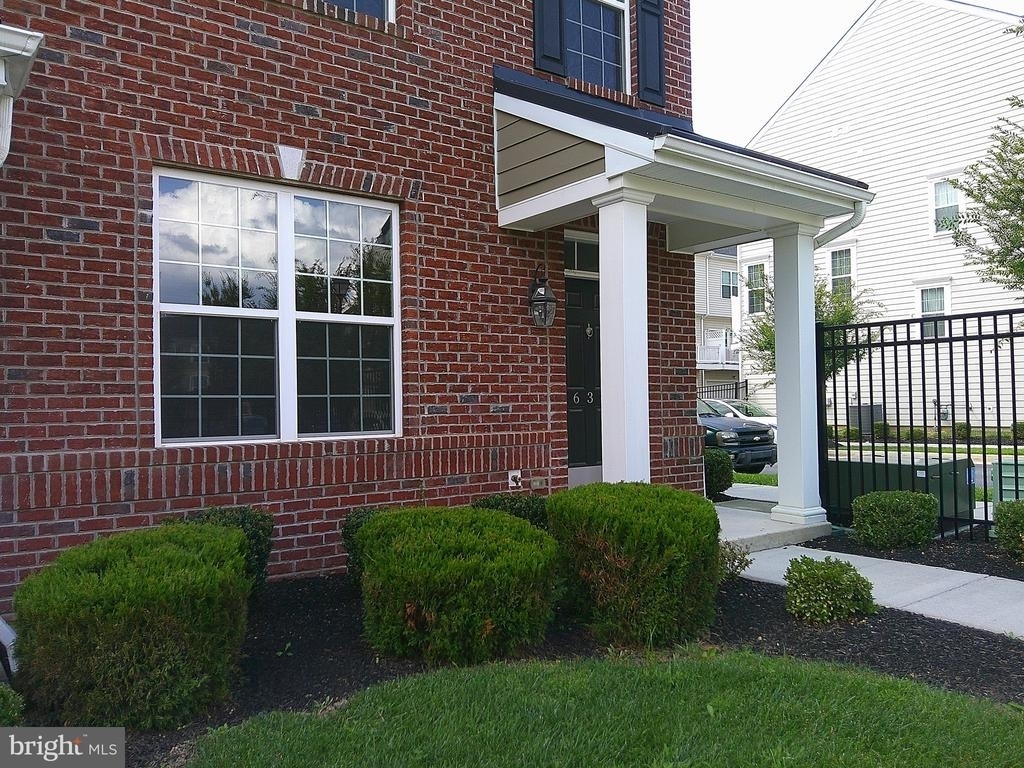 634 Mccomb Place - Photo 2