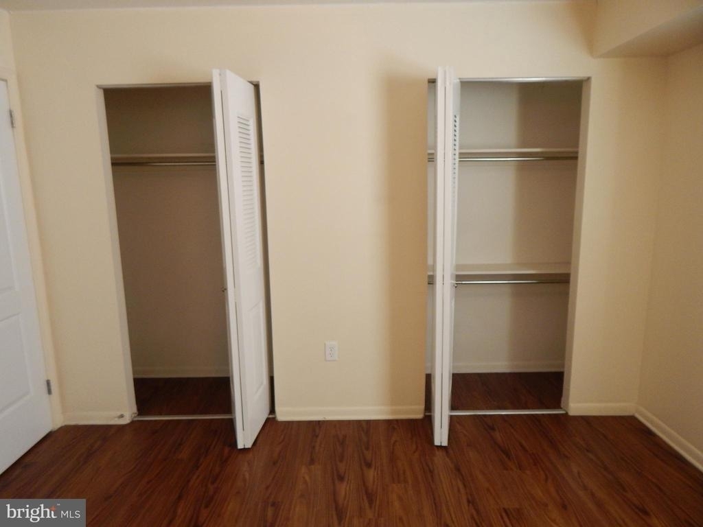 1 Essex Hall - Photo 27