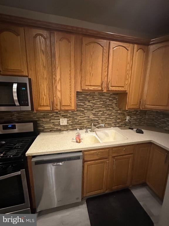 1533 6th Street Nw - Photo 2