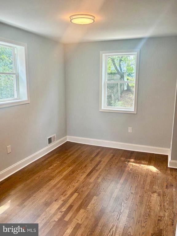 164 Elmira Street Sw - Photo 18
