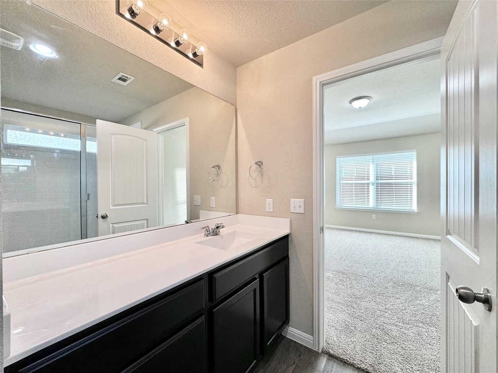 224 Yoakum St - Photo 23