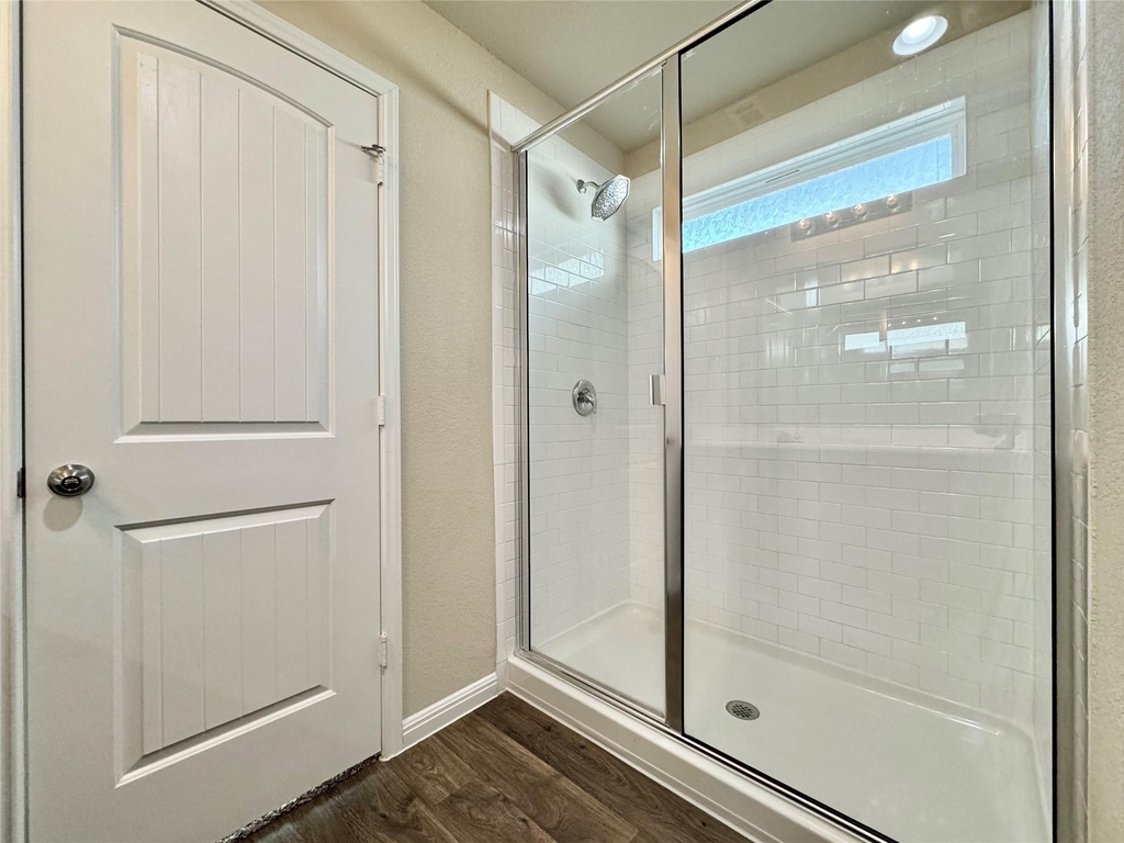 224 Yoakum St - Photo 24