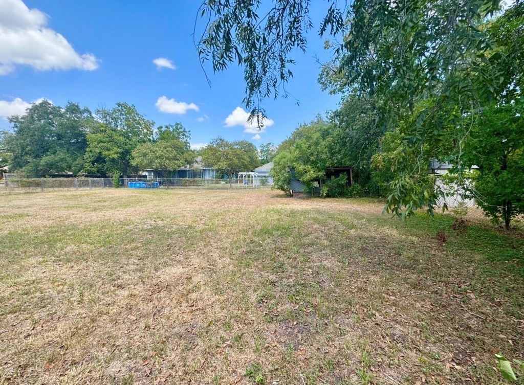 820 S Blanco St - Photo 24