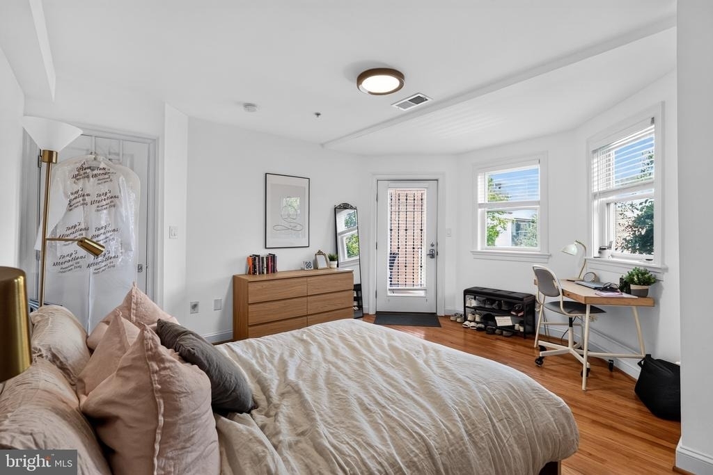 933 M Street Nw - Photo 9