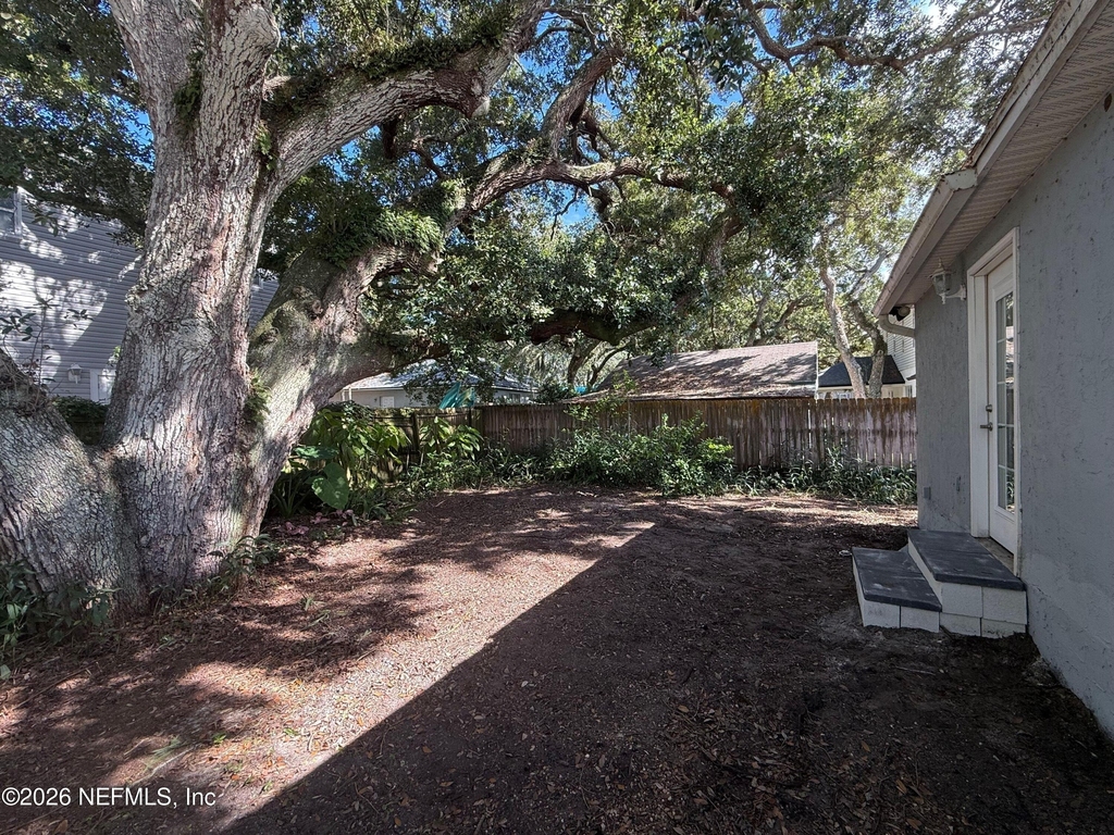 2418 Hydrangea Street - Photo 29