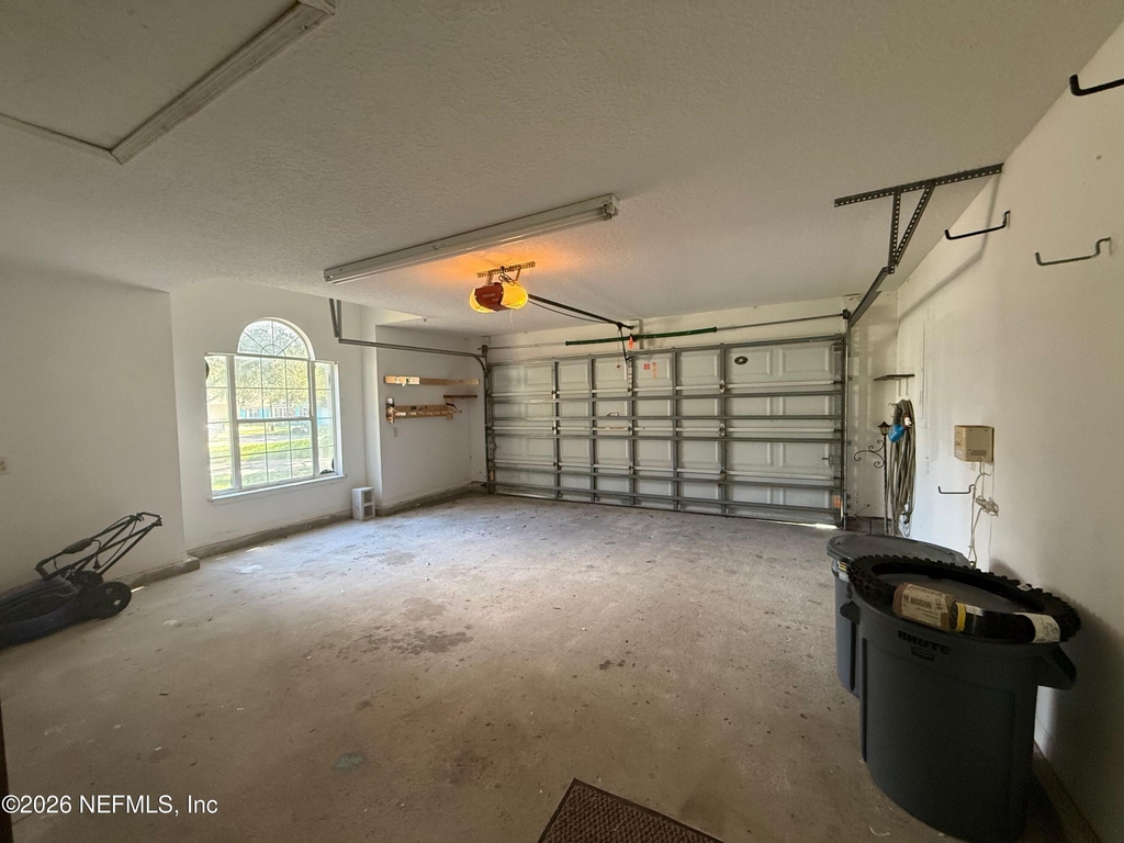2418 Hydrangea Street - Photo 24