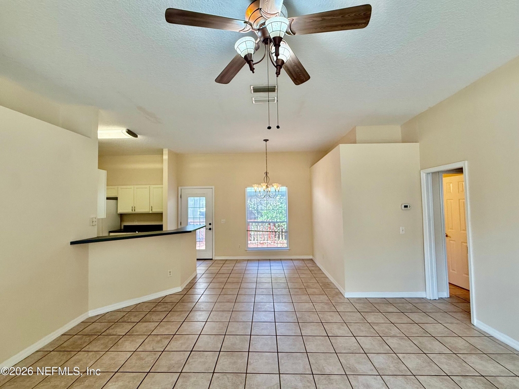 2418 Hydrangea Street - Photo 4