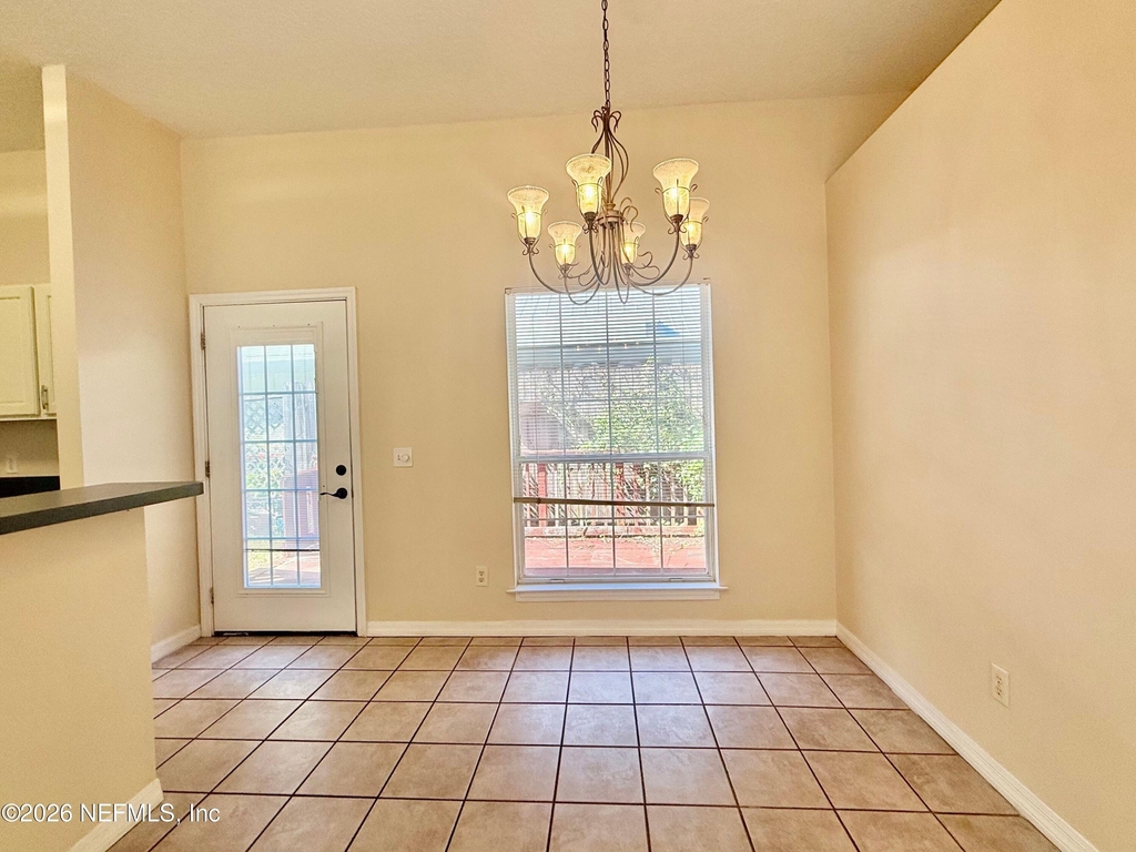 2418 Hydrangea Street - Photo 6