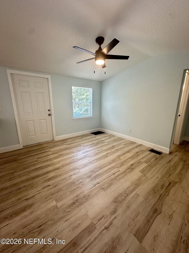 1635 Natalie Road - Photo 8
