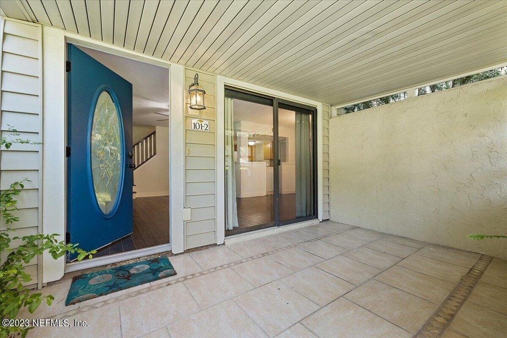 101 Villa Del Mar Drive - Photo 2
