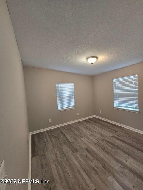 4106 Lockhart Drive N - Photo 4