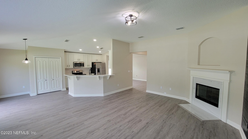 2735 Woodsdale Drive - Photo 8