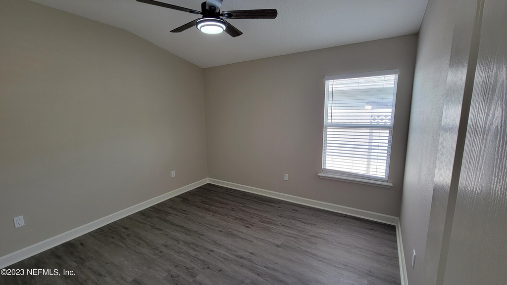 2735 Woodsdale Drive - Photo 26
