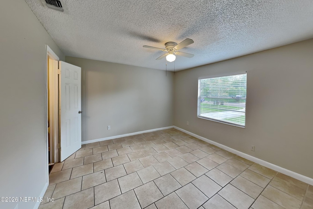 4888 Strato Road W - Photo 8