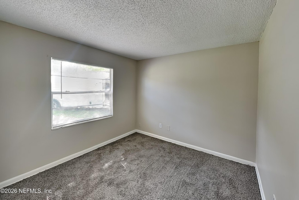 4888 Strato Road W - Photo 12