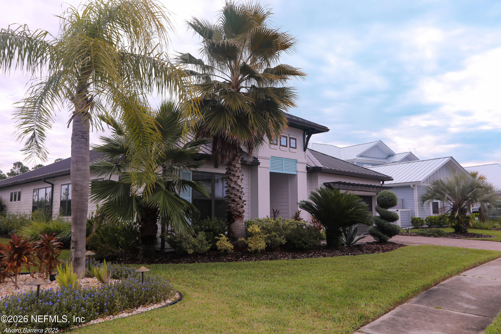 139 Marquesa Circle - Photo 1