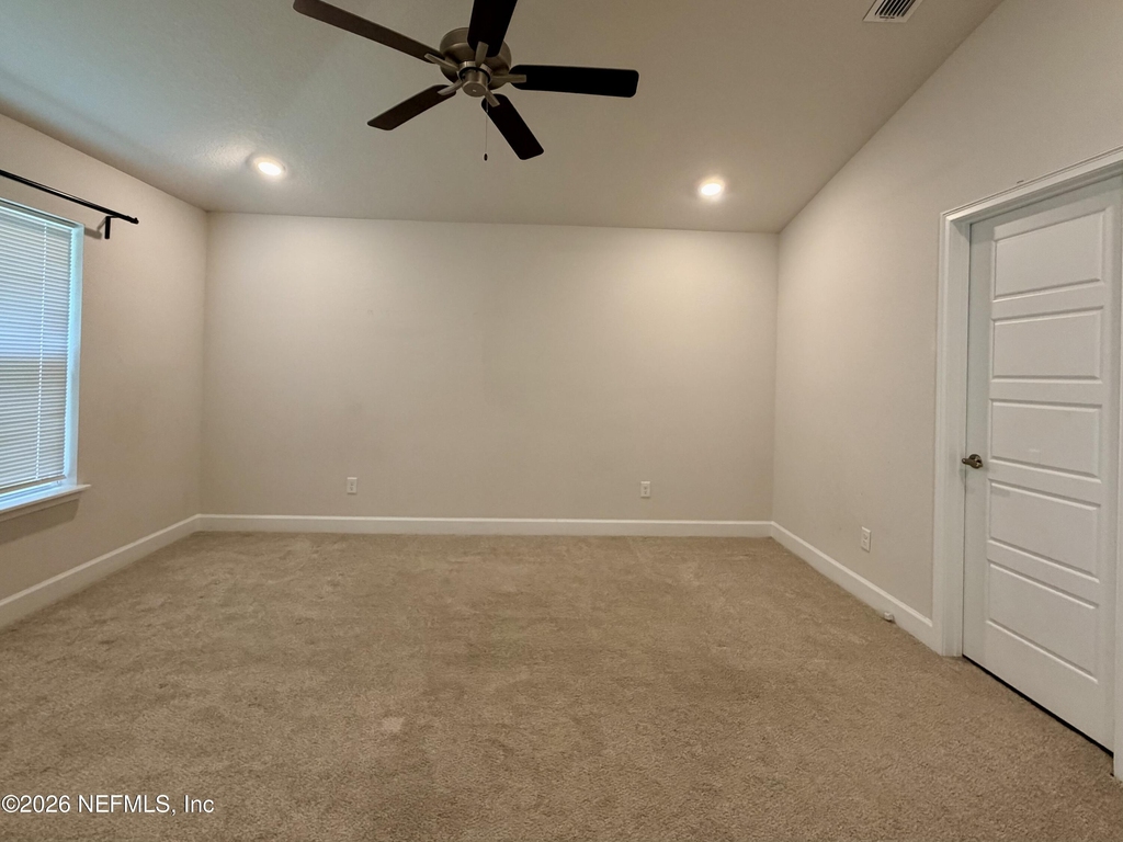 8124 Helmsley Boulevard - Photo 12