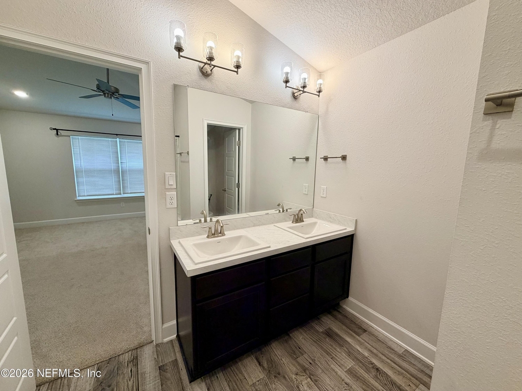 8124 Helmsley Boulevard - Photo 13