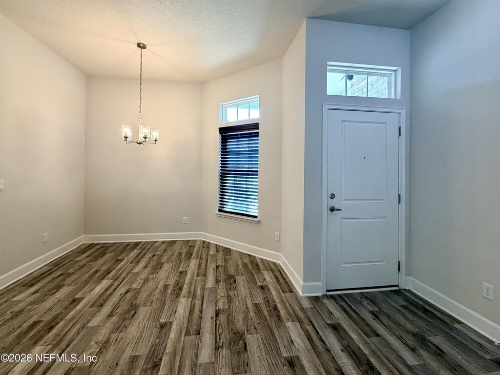 8124 Helmsley Boulevard - Photo 6