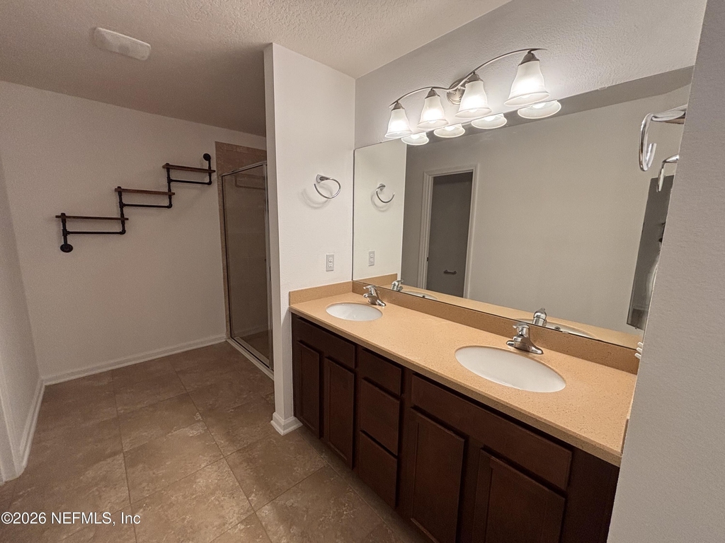 312 W Adelaide Drive - Photo 45
