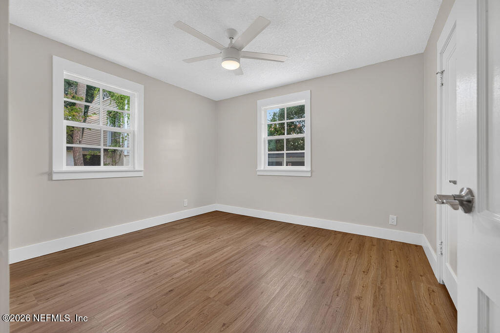 2247 Riverside Avenue - Photo 14