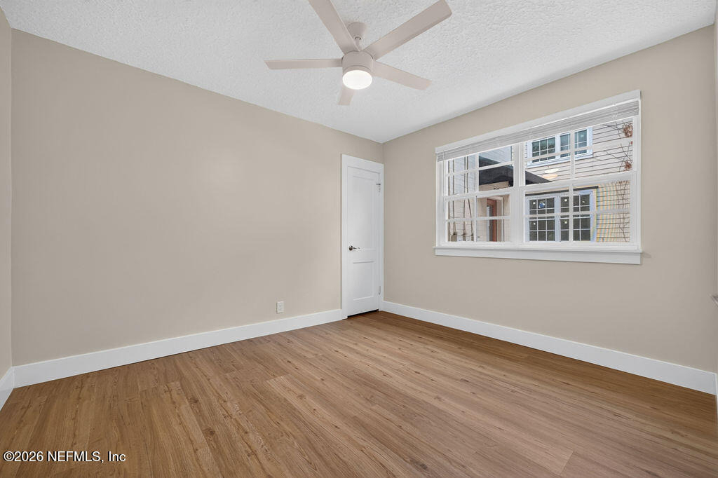 2247 Riverside Avenue - Photo 10