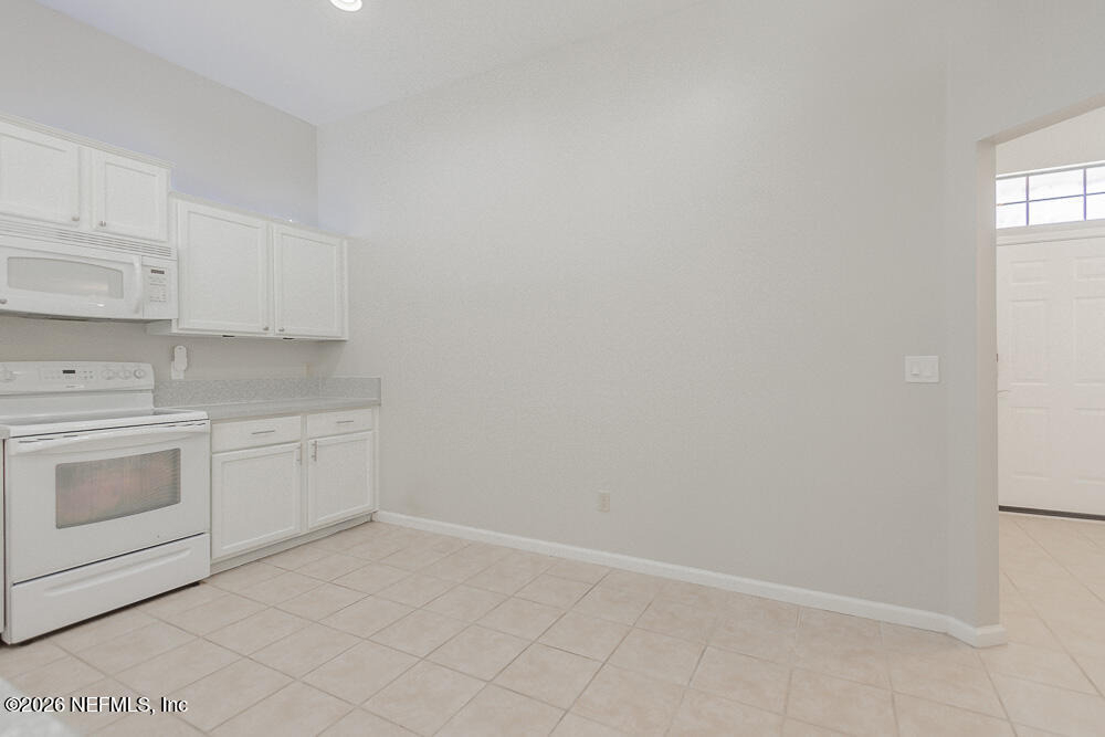 1784 W Chandelier Circle - Photo 10