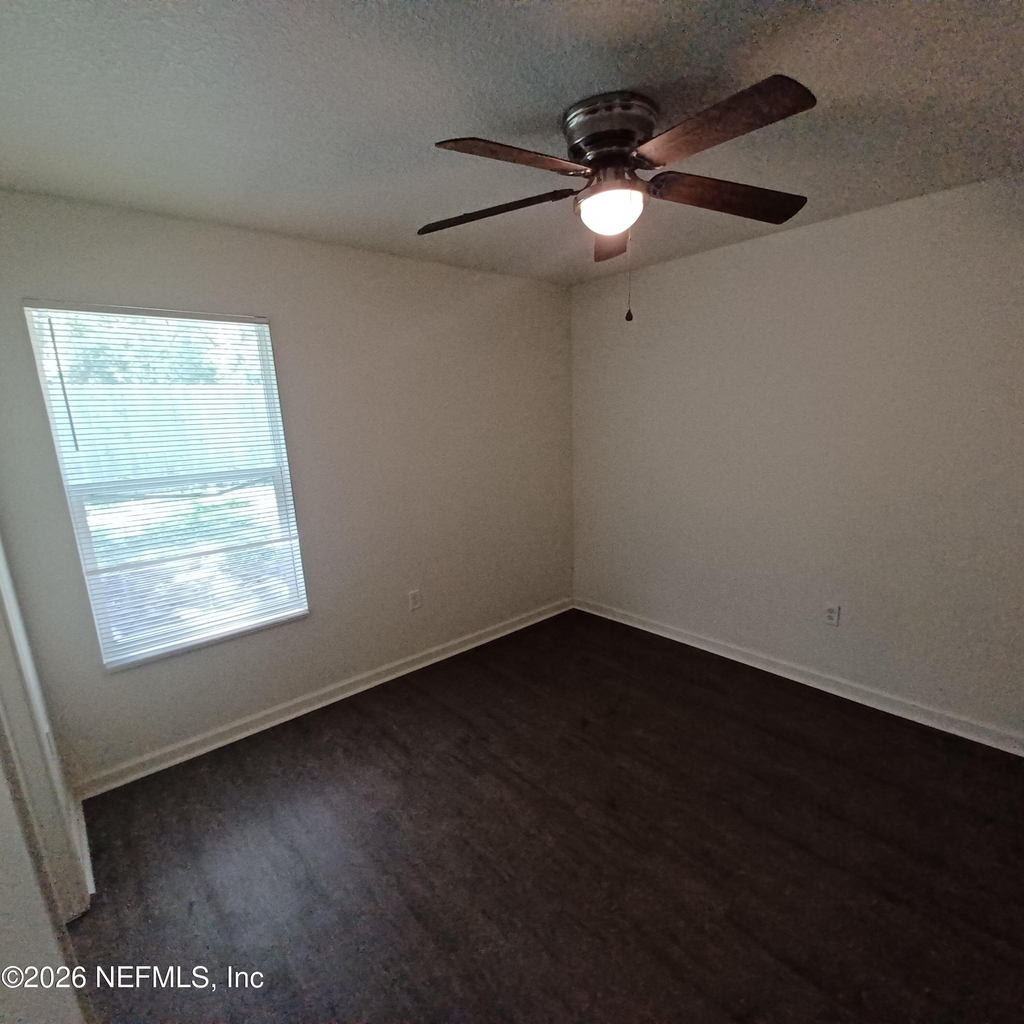 765 W 6th Street - Photo 22