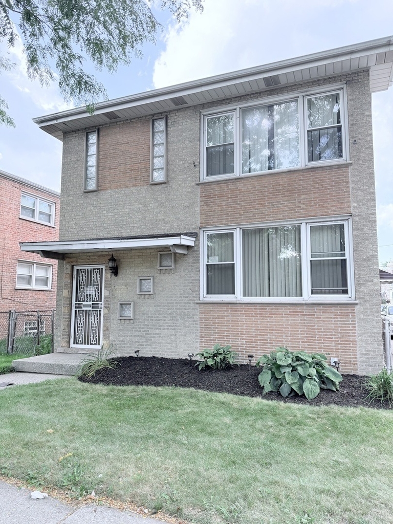 24 E 75th Street - Photo 0