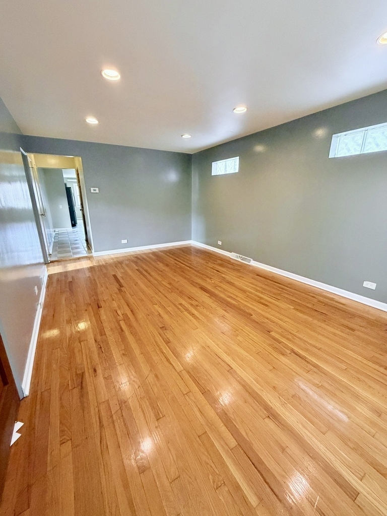 24 E 75th Street - Photo 4