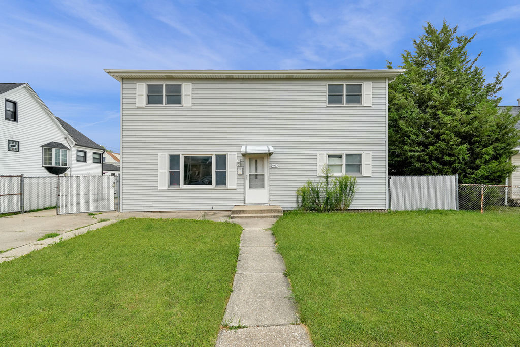 4933 S Lockwood Avenue - Photo 0