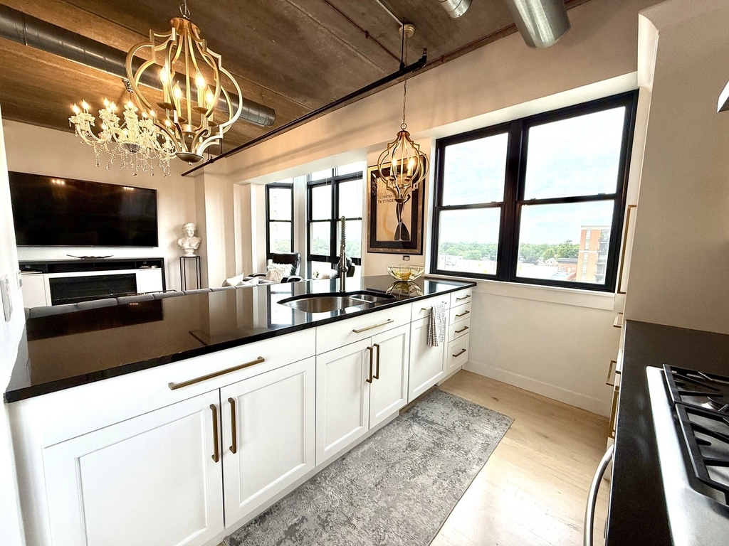 10 S Dunton Avenue - Photo 11