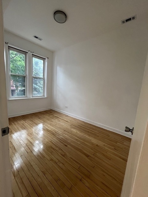 820 N Leavitt Street - Photo 7