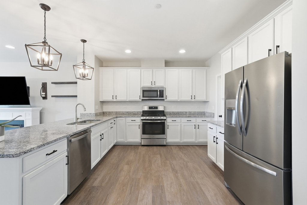 2546 Huntleigh Lane - Photo 1