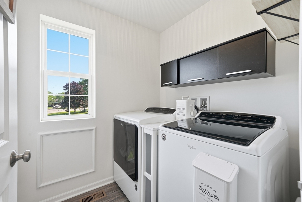 2546 Huntleigh Lane - Photo 11