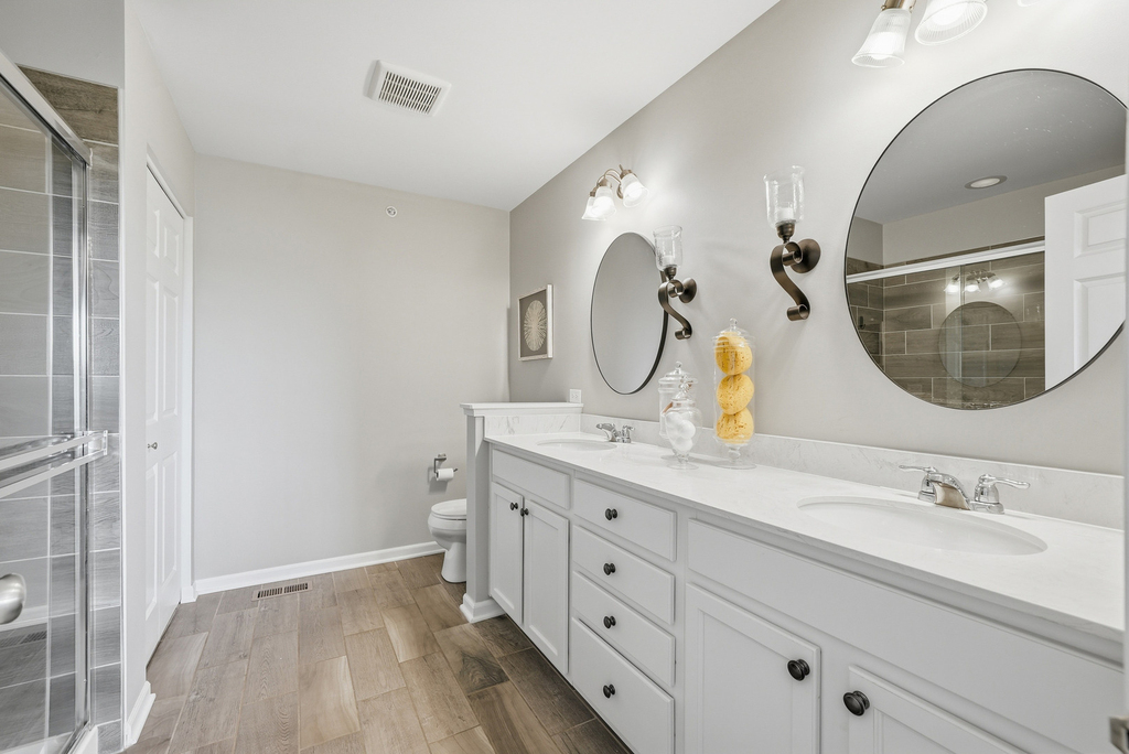 2546 Huntleigh Lane - Photo 7