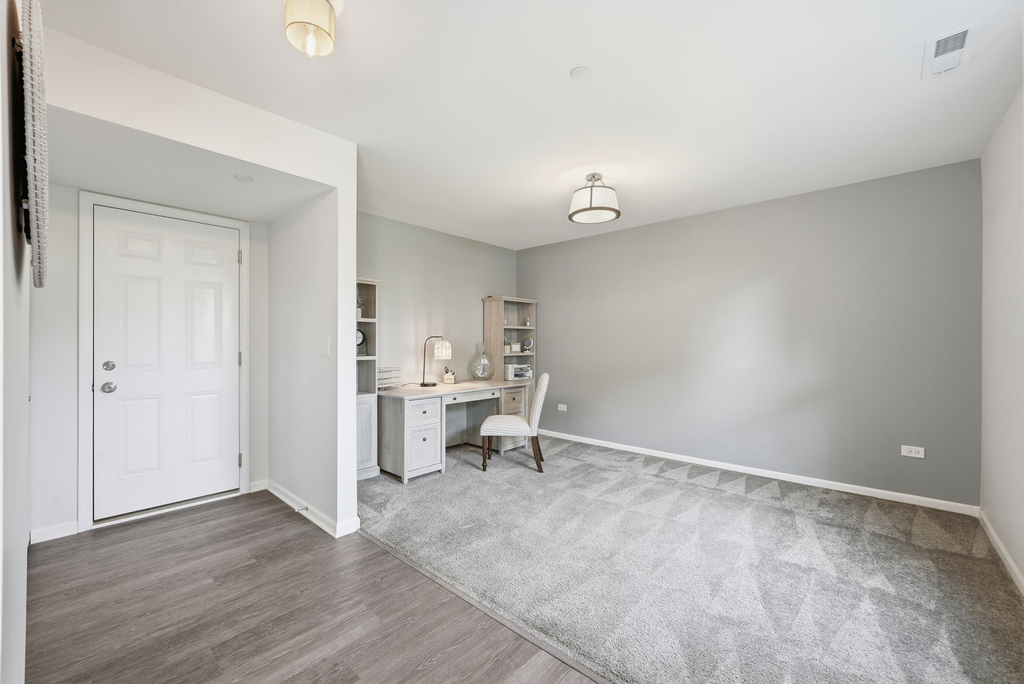 2546 Huntleigh Lane - Photo 12