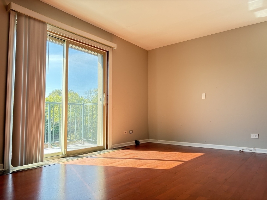 3856 S Parkway Drive - Photo 1