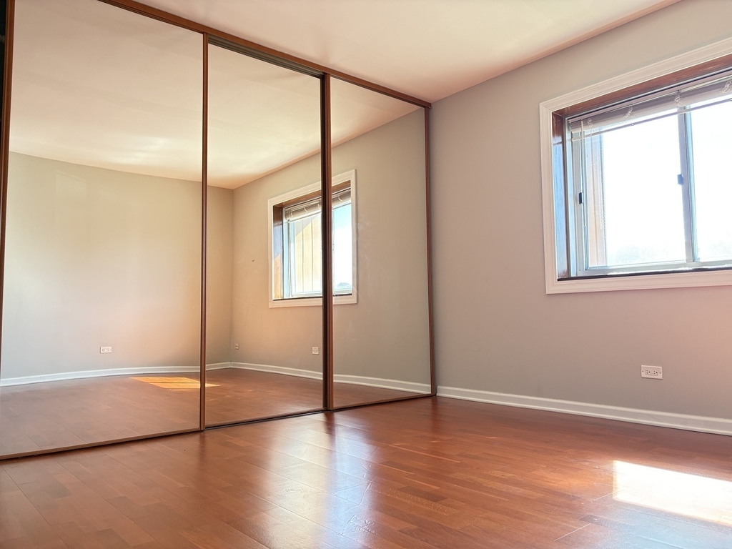 3856 S Parkway Drive - Photo 9