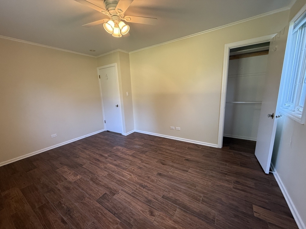 525 7th Avenue - Photo 6