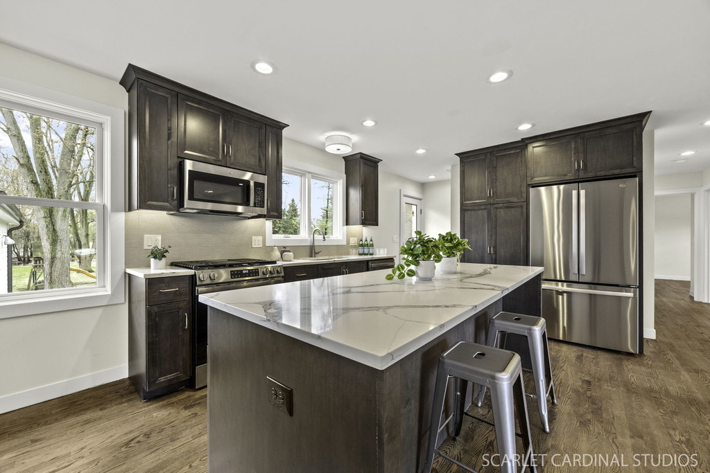 1526 E Forest Avenue - Photo 9