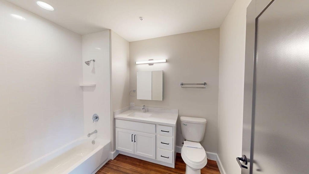 40 Dupage Court - Photo 6