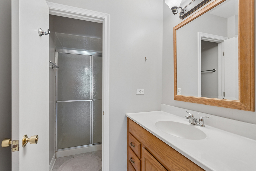 7510 Farmingdale Drive - Photo 17