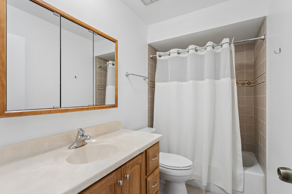 7510 Farmingdale Drive - Photo 13