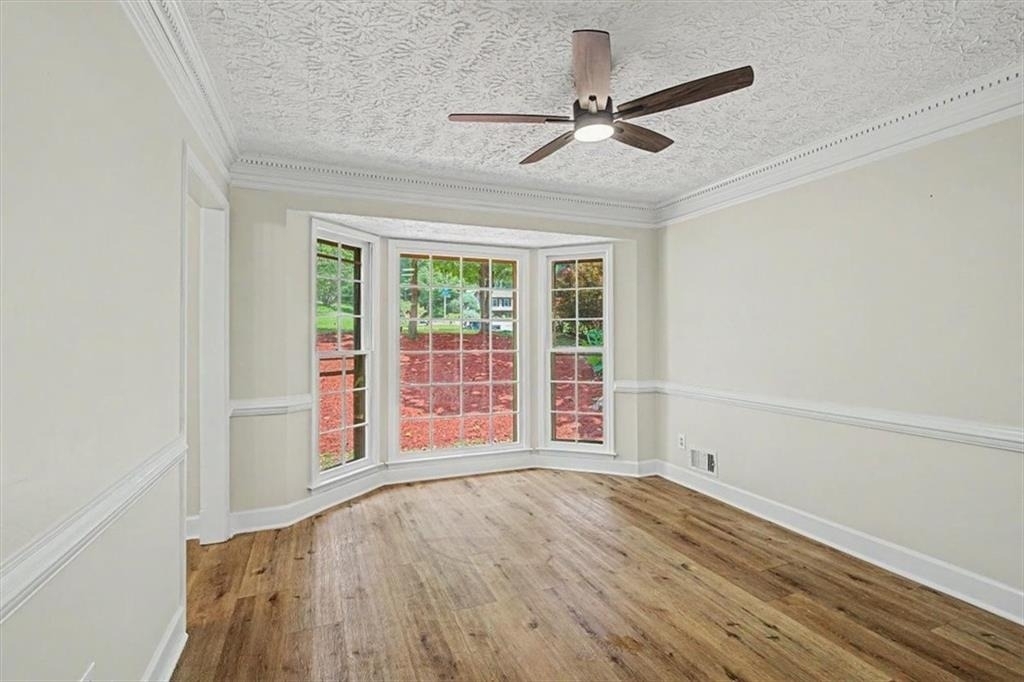 3947 Camrose Place - Photo 48