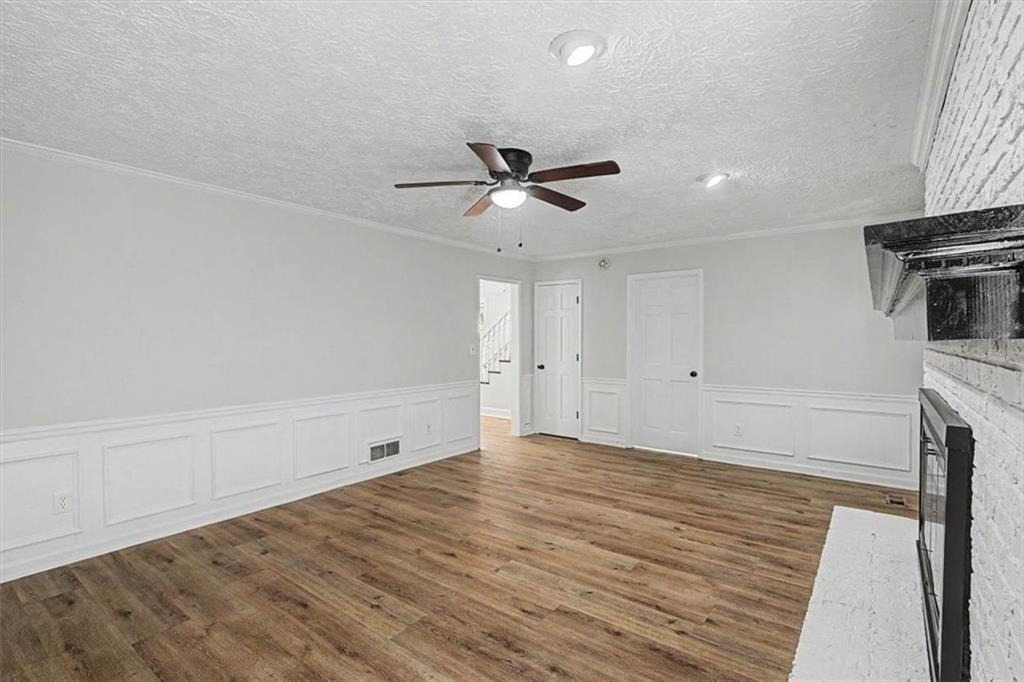 3947 Camrose Place - Photo 11