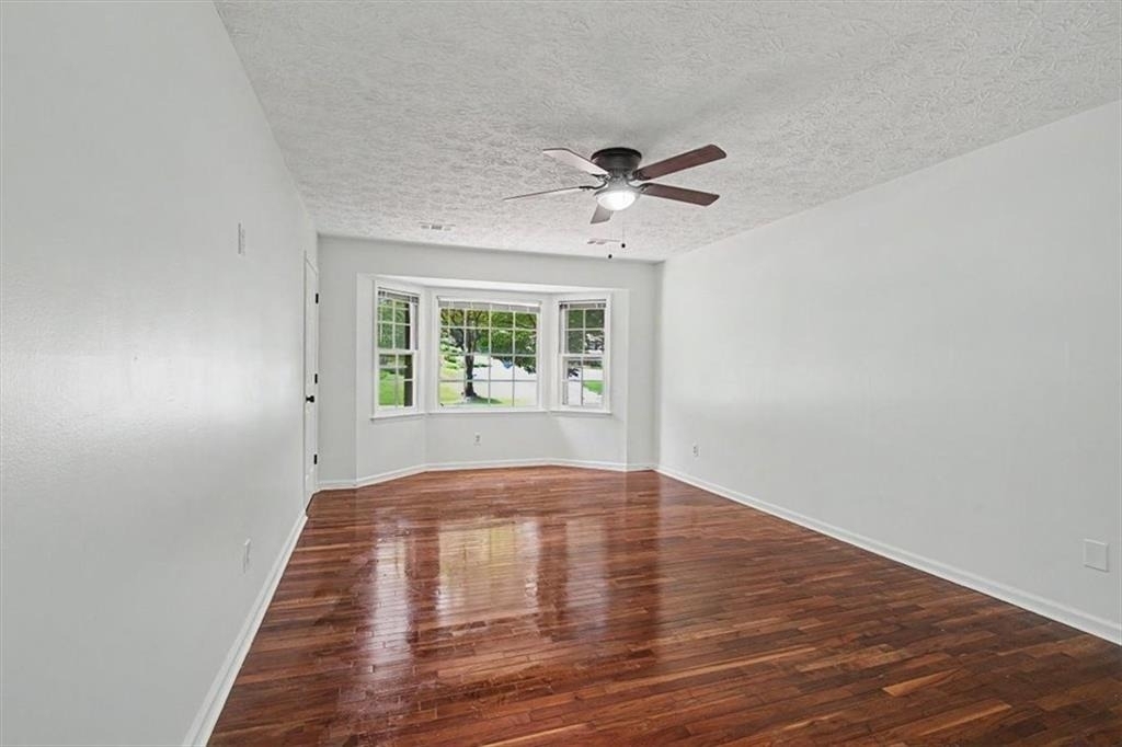 3947 Camrose Place - Photo 27