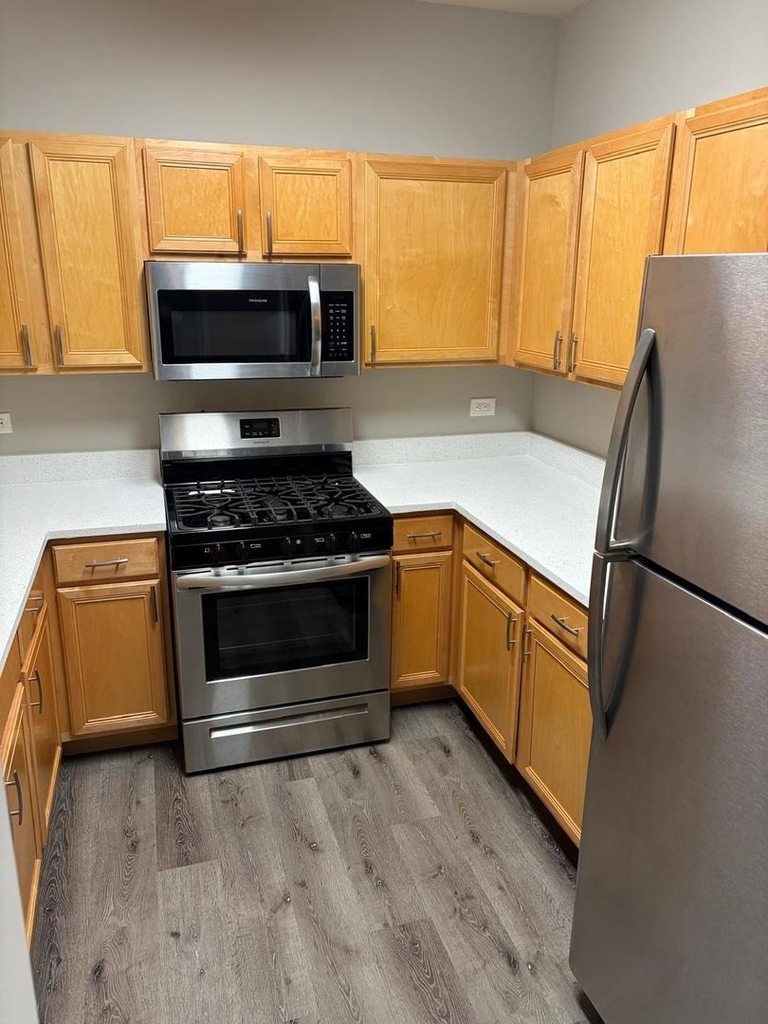3243 Stratford Court - Photo 2